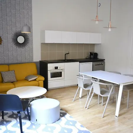 Cosy Ideally Located In The Old Town *